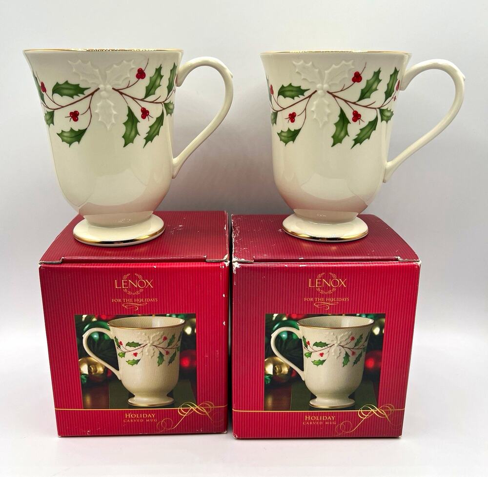 Lenox Holiday Carved Porcelain Mug Set of 2 Ivory Holly Pattern Gold Trim